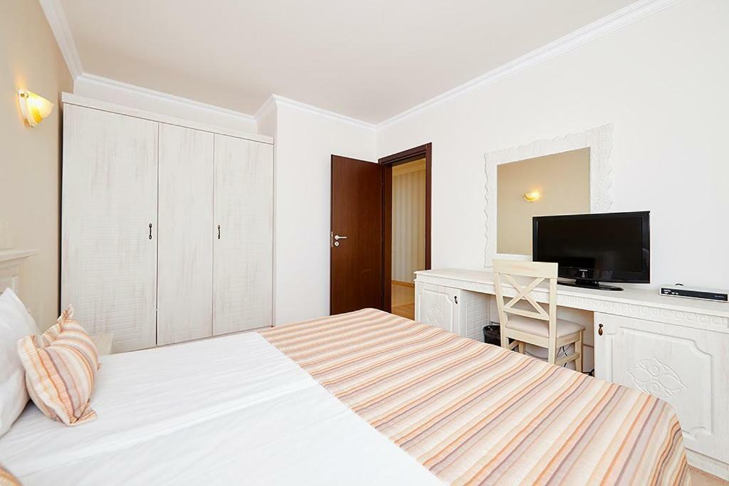 Penelopa Palace Apart Hotel & Spa เปาโมเรีย ภายนอก รูปภาพ