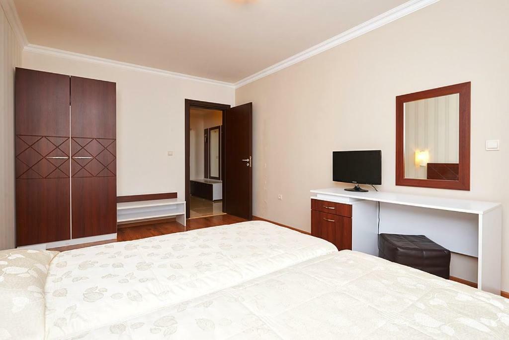 Penelopa Palace Apart Hotel & Spa เปาโมเรีย ภายนอก รูปภาพ