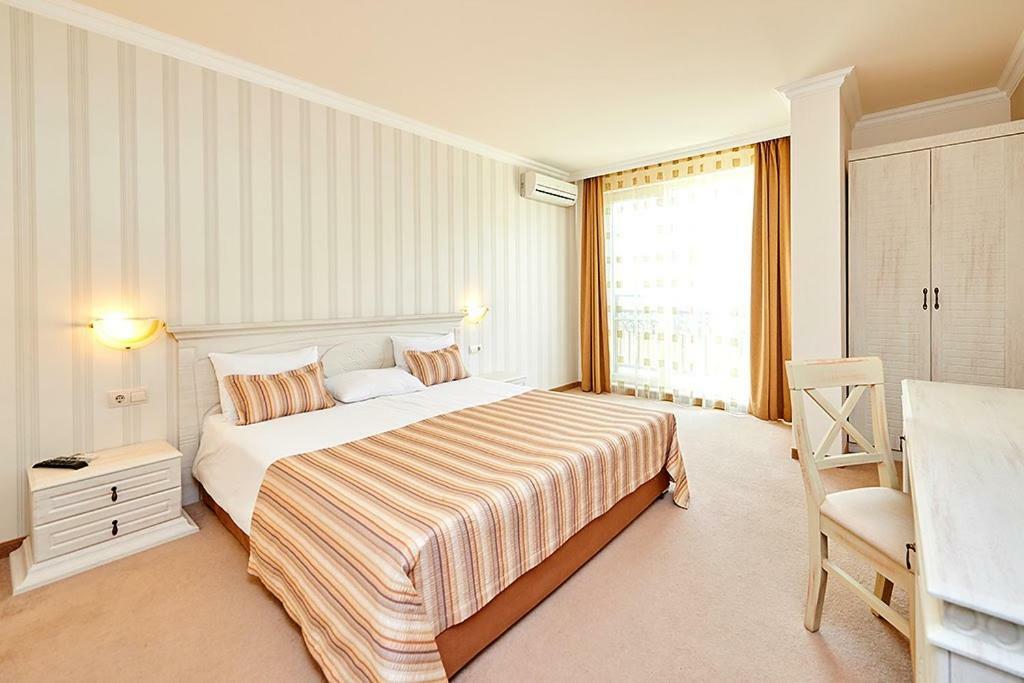 Penelopa Palace Apart Hotel & Spa เปาโมเรีย ภายนอก รูปภาพ