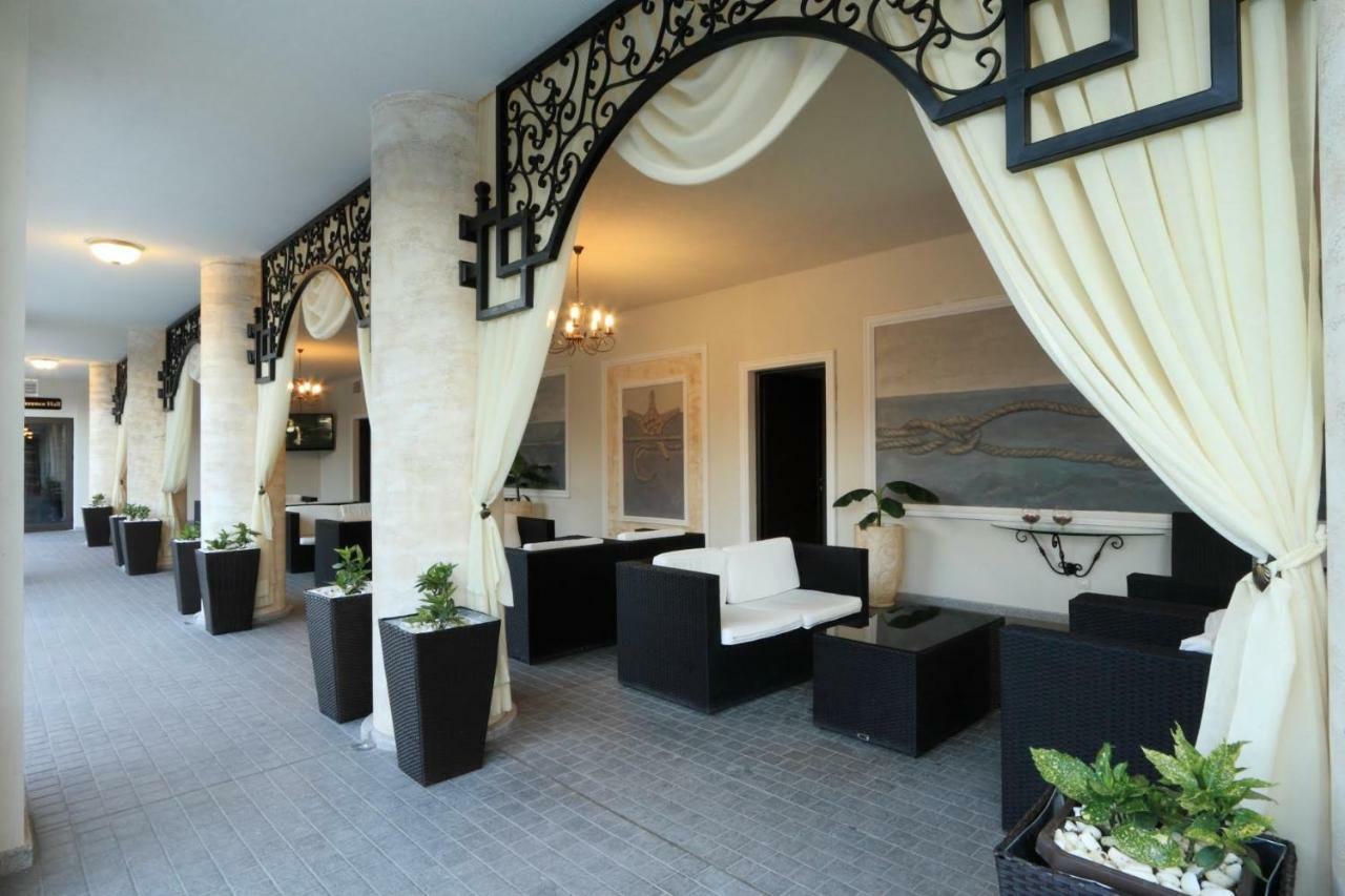 Penelopa Palace Apart Hotel & Spa เปาโมเรีย ภายนอก รูปภาพ
