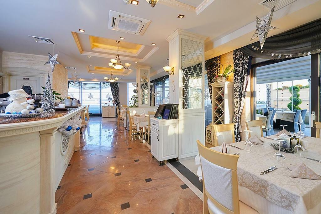 Penelopa Palace Apart Hotel & Spa เปาโมเรีย ภายนอก รูปภาพ