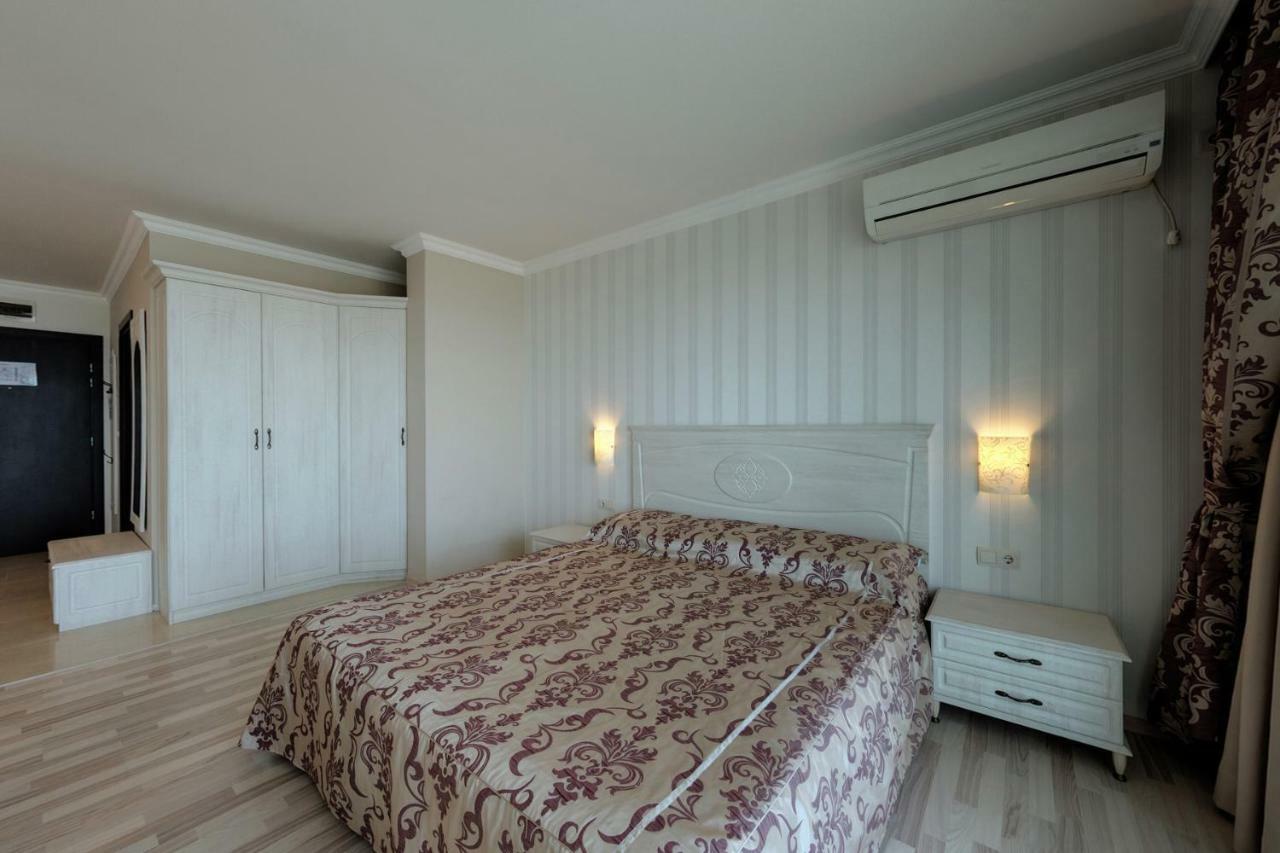 Penelopa Palace Apart Hotel & Spa เปาโมเรีย ภายนอก รูปภาพ
